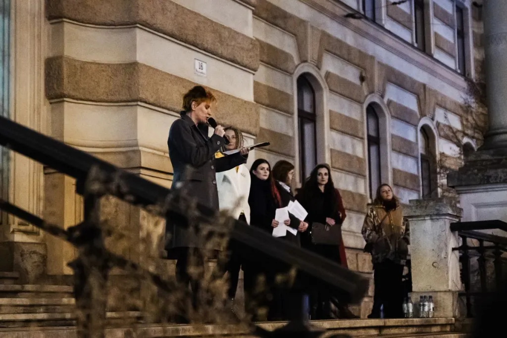 Representatives from several NGOs addressed the protesters outside the Brno Regional Court. Credit: Andrea Spak.